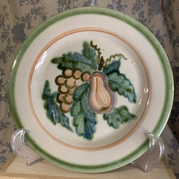 VTG John B Taylor Ceramics Hand-Painted Dinner Plate Pear and Grapes - Picture 1 of 8
